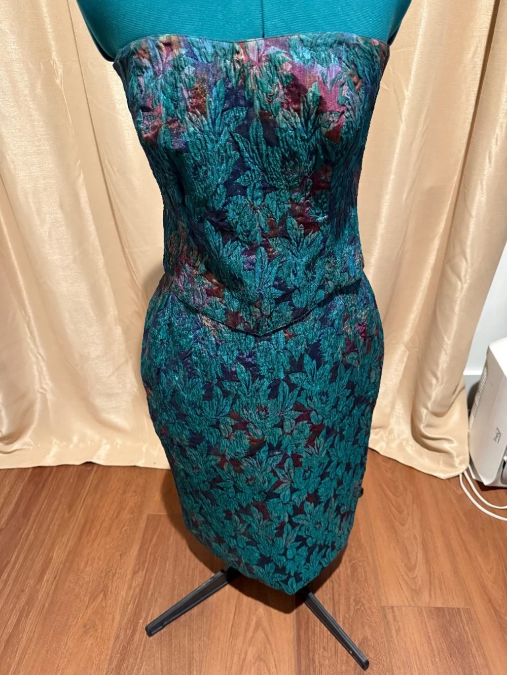 Vintage Lady Mila Florence Italy Brocade 2-Piece Strapless Corset Top & Skirt